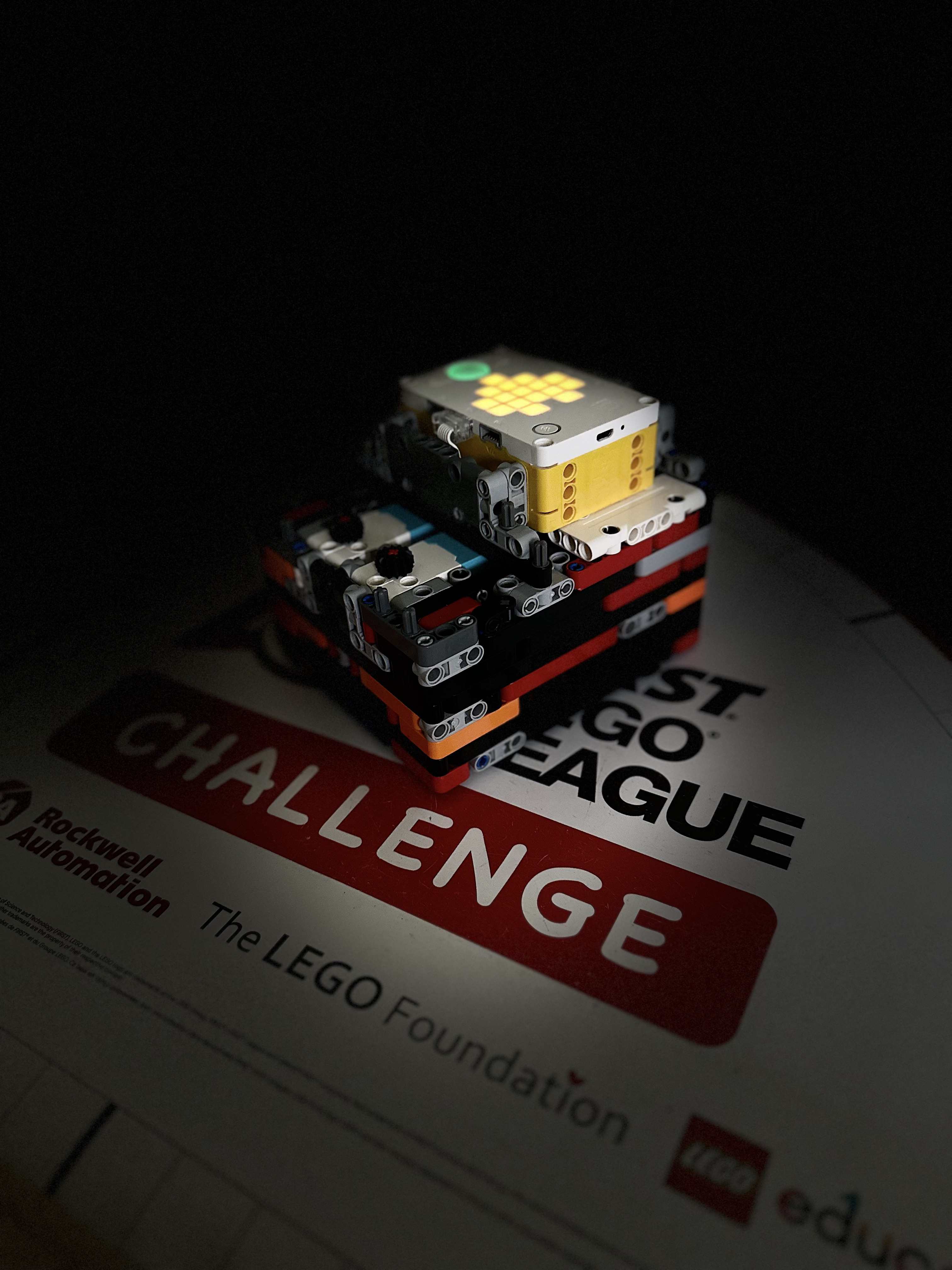 Фото робота целиком